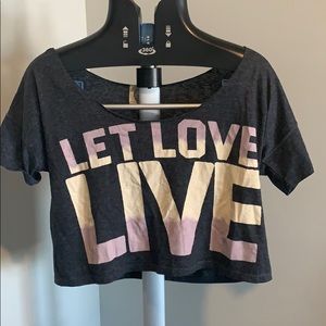 3/$25 American eagle off the shoulder crop top M